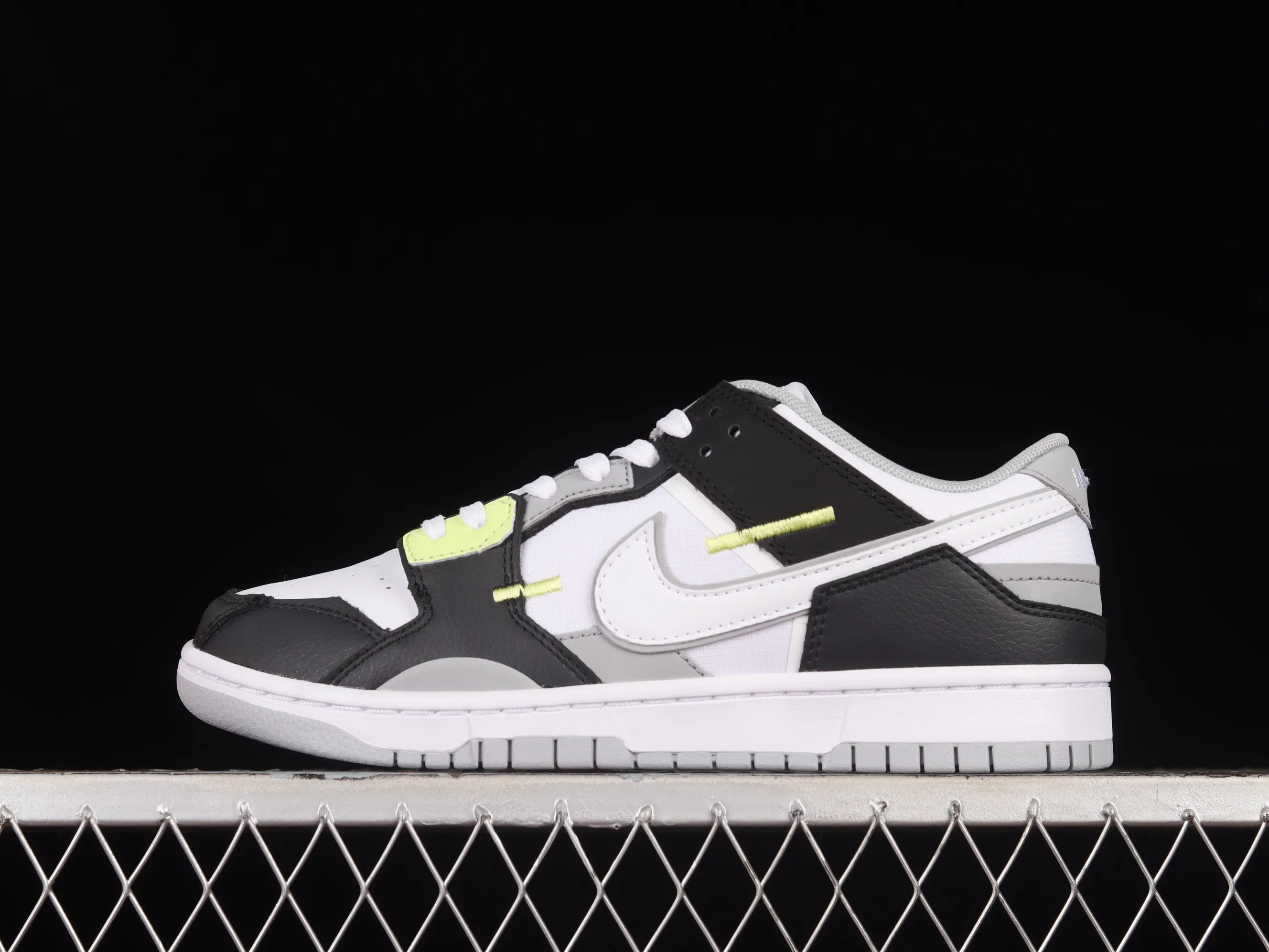 All Categories Nk SB Dunk Series Nk SB Dunk Low Low-top Skateboard Shoes Nk Dunk Scrap "Wolf Grey" Wolf Gray Stitched Low-top Skateboard Shoes DC9723-001